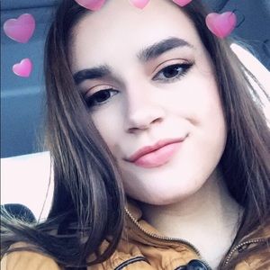 Meet your Posher, Bethany